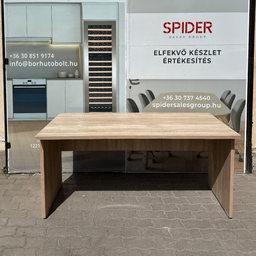 160 x 80 cm Tölgy színű íróasztal, szoknyatakarós