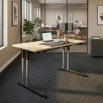 Tölgy színű 160 x 80 cm állítható magasságú irodai asztal