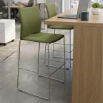 Profim zöld színű fémvázas kárpitozott bárszék